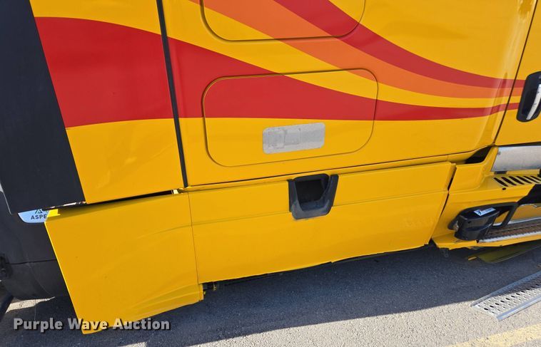 image for item FB9356 2024 Freightliner Cascadia semi truck