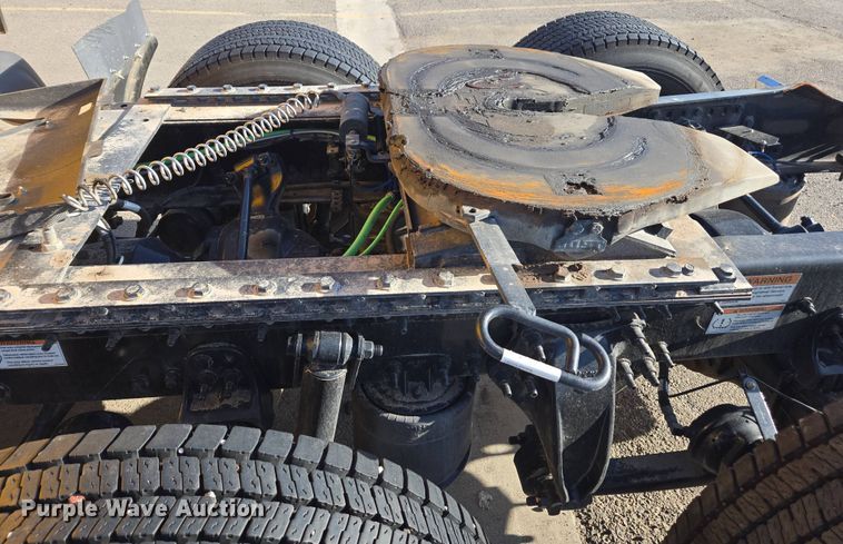 image for item FB9356 2024 Freightliner Cascadia semi truck