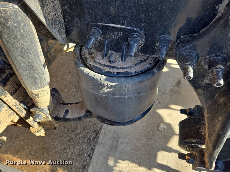 image for item FB9356 2024 Freightliner Cascadia semi truck