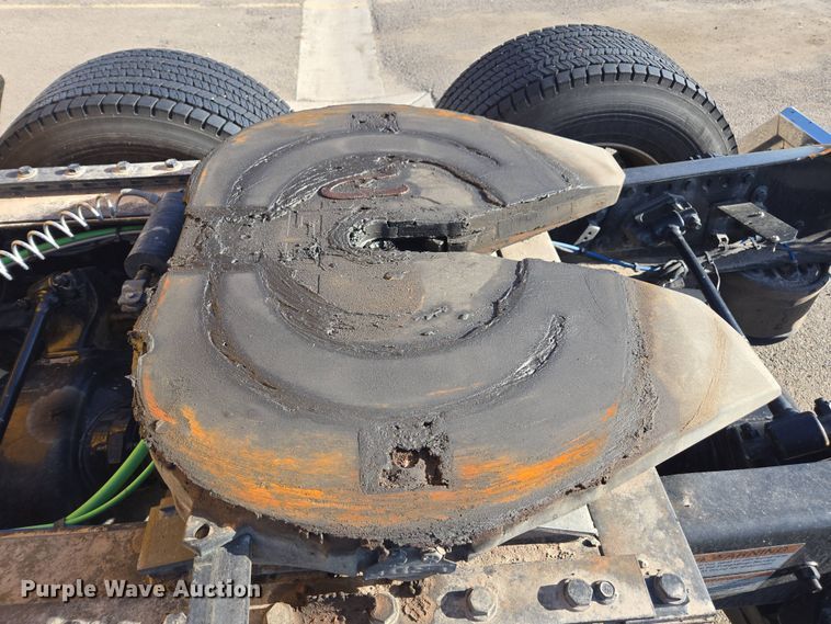 image for item FB9356 2024 Freightliner Cascadia semi truck