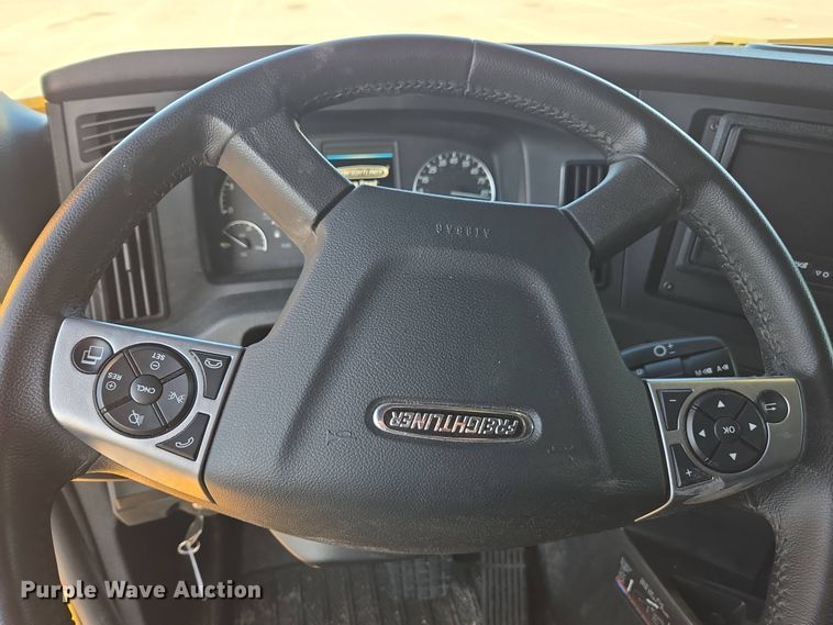 image for item FB9356 2024 Freightliner Cascadia semi truck