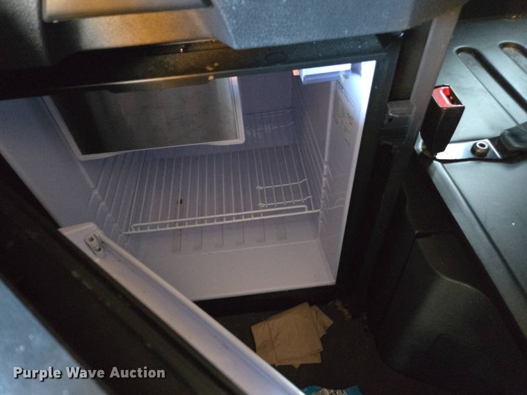 image for item FB9356 2024 Freightliner Cascadia semi truck