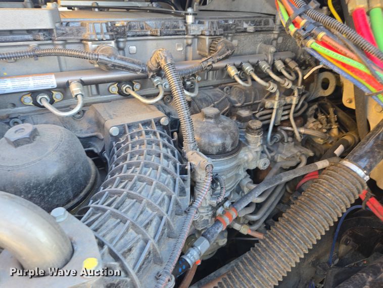 image for item FB9356 2024 Freightliner Cascadia semi truck