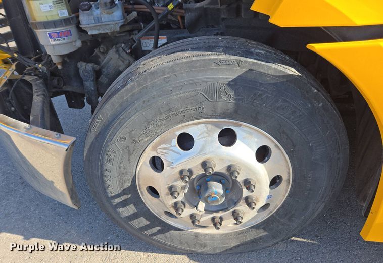 image for item FB9356 2024 Freightliner Cascadia semi truck