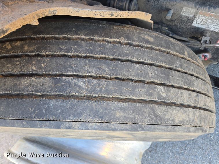 image for item FB9356 2024 Freightliner Cascadia semi truck