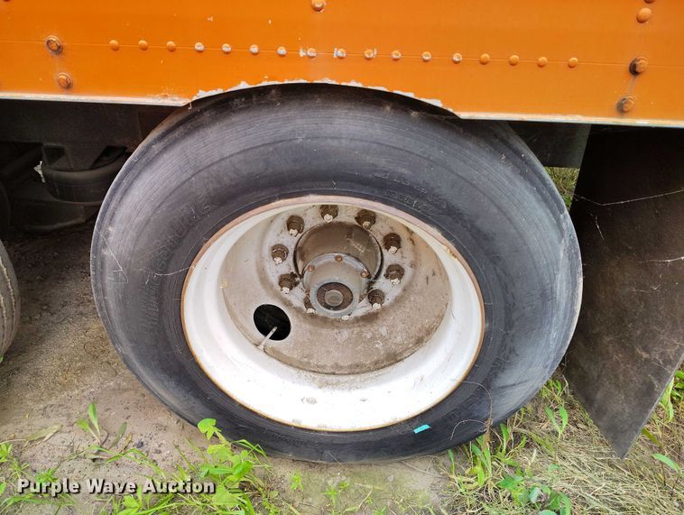 image for item IP9549 1987 Matlock MTET 48 87 dry van trailer