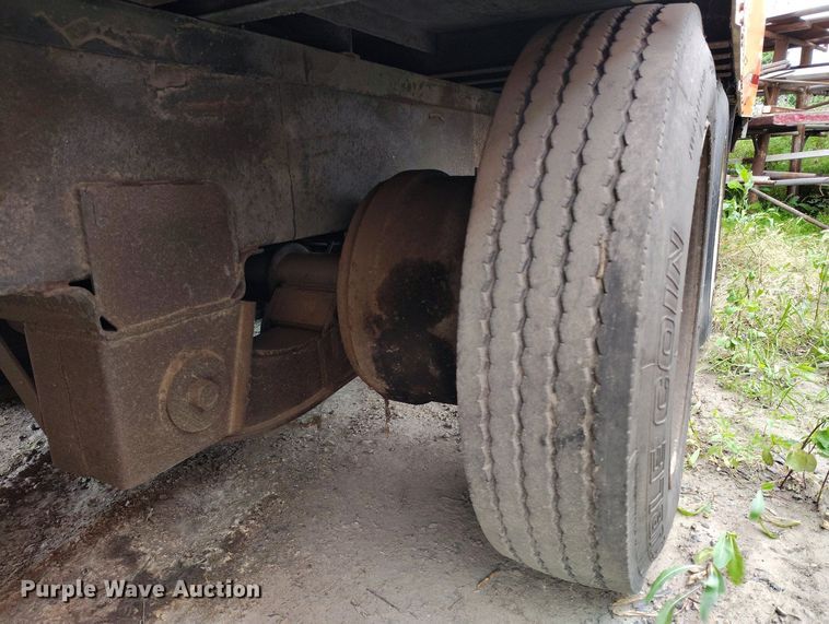 image for item IP9549 1987 Matlock MTET 48 87 dry van trailer