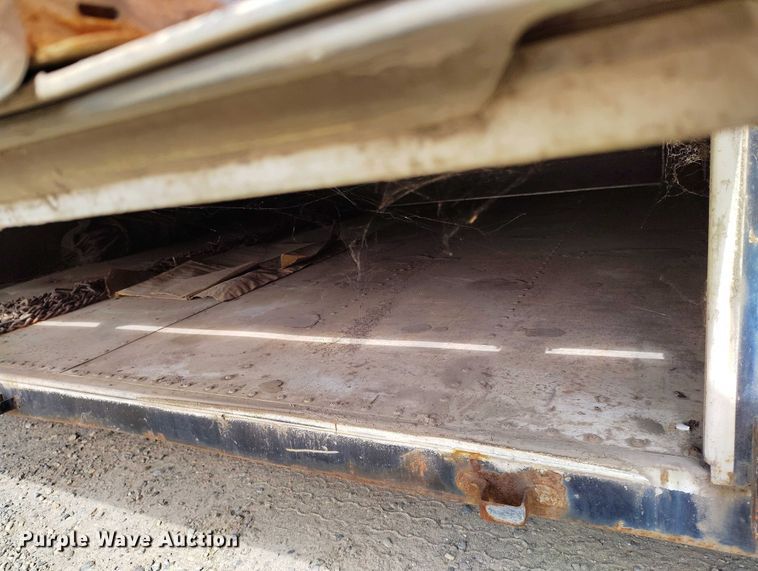 image for item IP9552 1988 Matlock MTET 48 88 dry van trailer