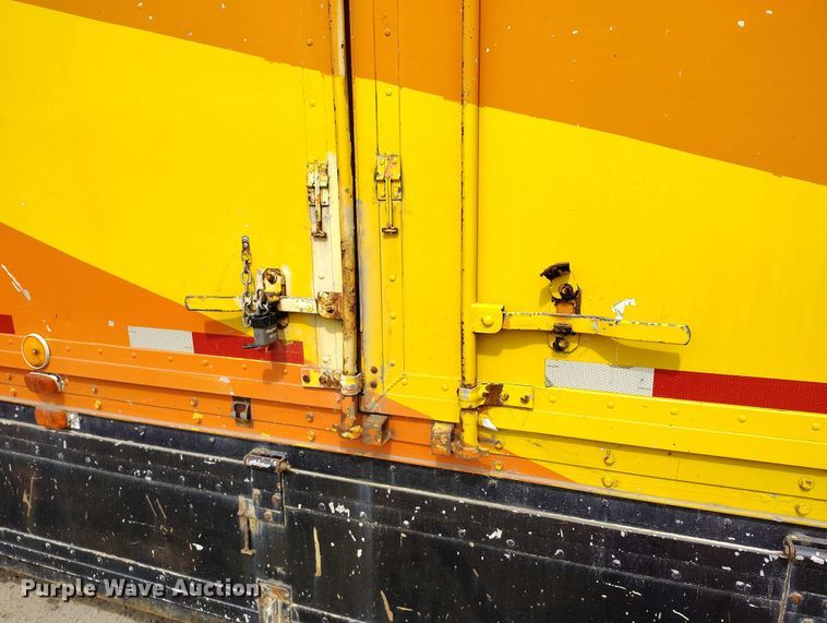 image for item IP9552 1988 Matlock MTET 48 88 dry van trailer