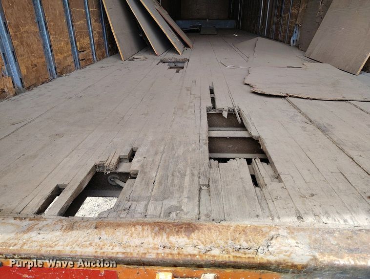 image for item IP9552 1988 Matlock MTET 48 88 dry van trailer