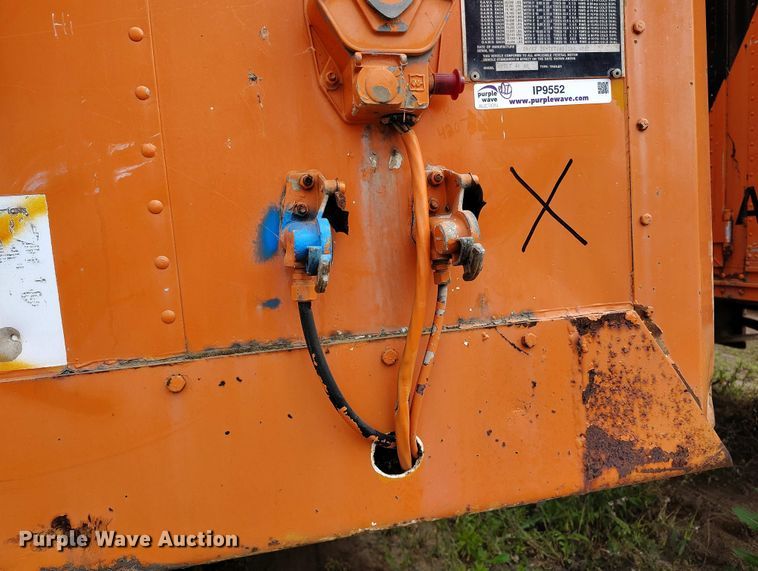 image for item IP9552 1988 Matlock MTET 48 88 dry van trailer