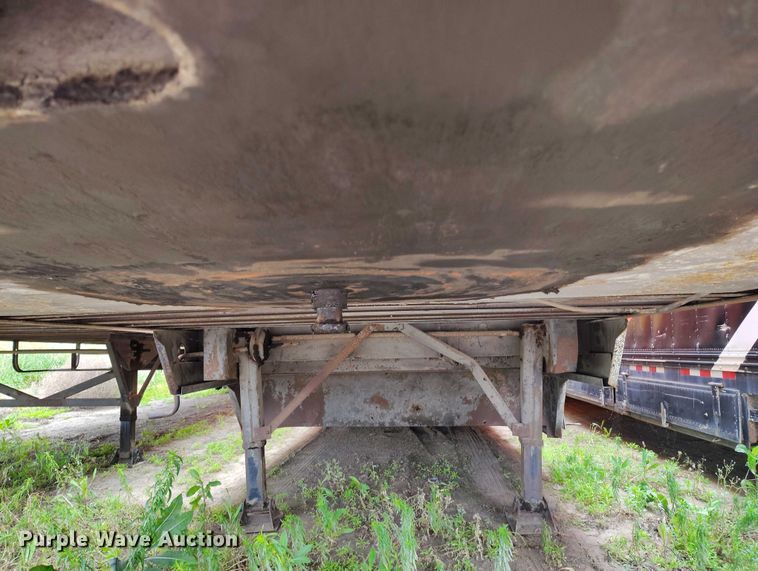 image for item IP9552 1988 Matlock MTET 48 88 dry van trailer