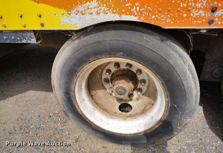 image for item IP9552 1988 Matlock MTET 48 88 dry van trailer