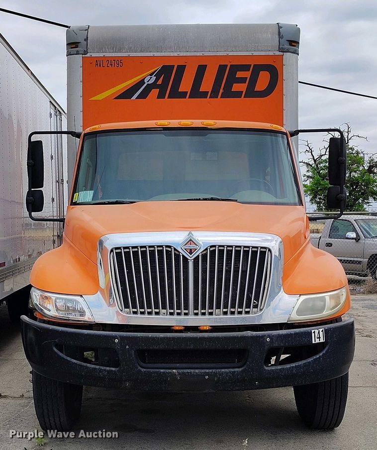 image for item IP9558 2012 International 4300 box truck