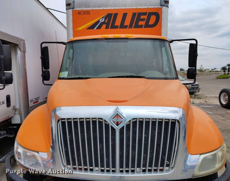 image for item IP9558 2012 International 4300 box truck