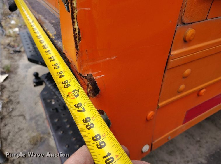 image for item IP9558 2012 International 4300 box truck