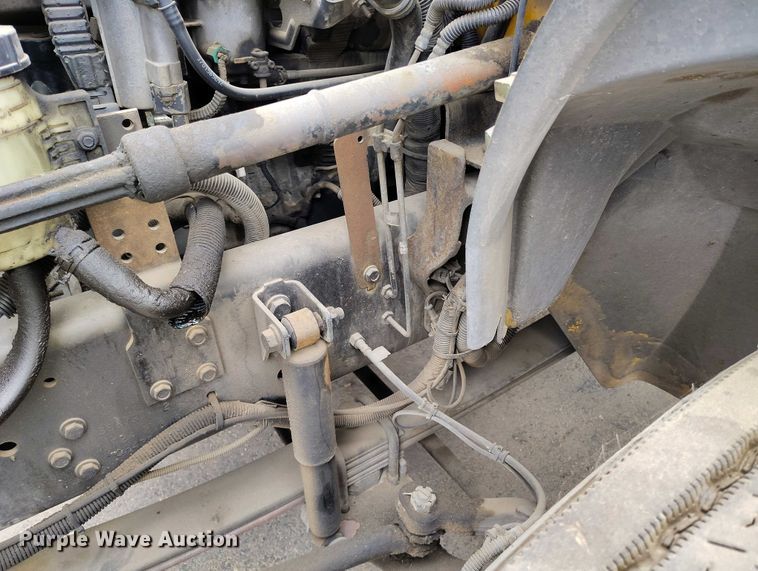 image for item IP9558 2012 International 4300 box truck