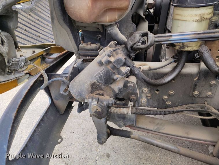 image for item IP9558 2012 International 4300 box truck