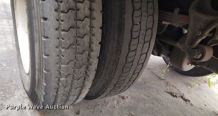 image for item IP9558 2012 International 4300 box truck