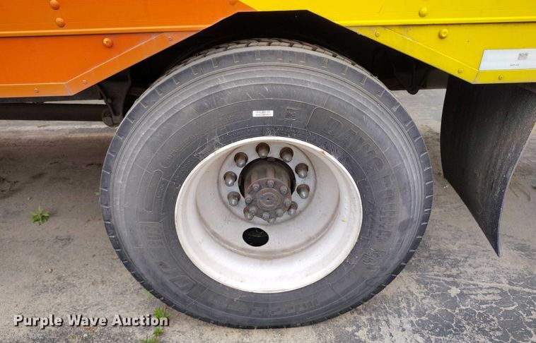 image for item IP9558 2012 International 4300 box truck