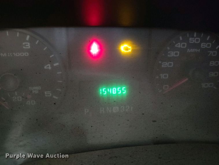 image for item IP9559 2005 Ford F550 Super Duty Crew Cab flatbed truck