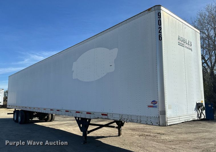 image for item LH9309 2009 Utility  4000D-X dry van trailer