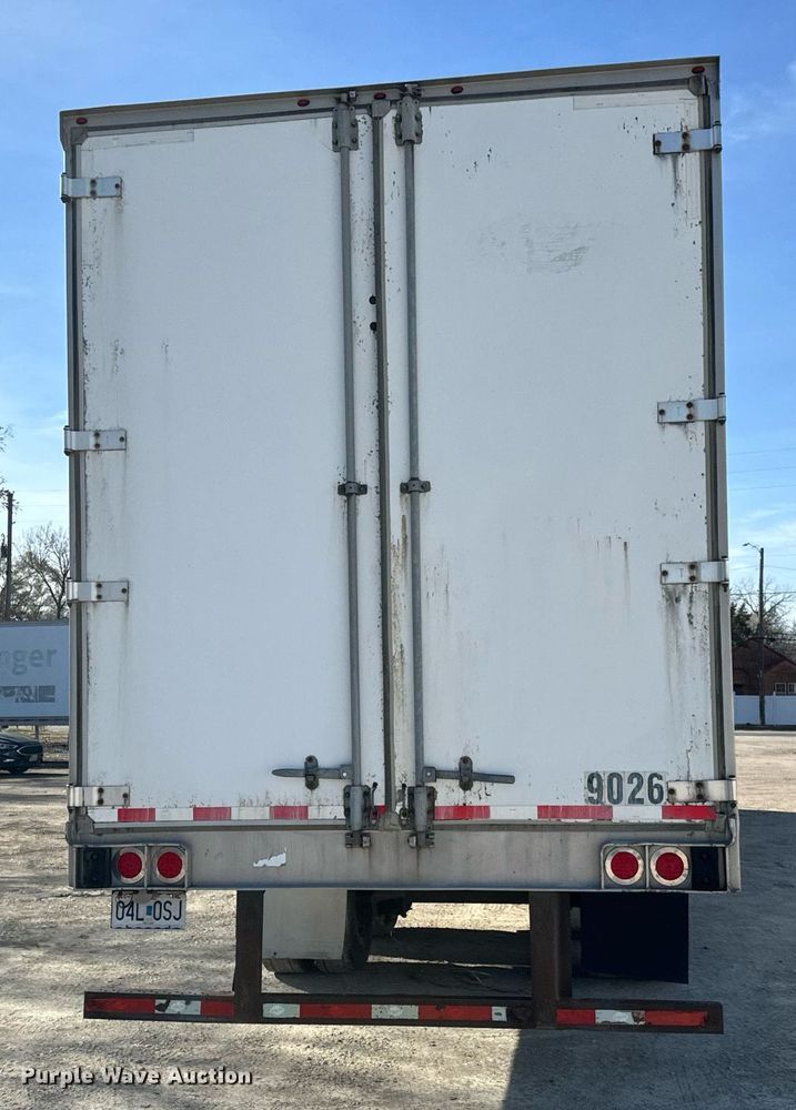 image for item LH9309 2009 Utility  4000D-X dry van trailer