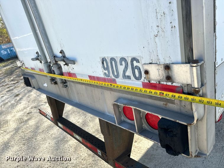 image for item LH9309 2009 Utility  4000D-X dry van trailer