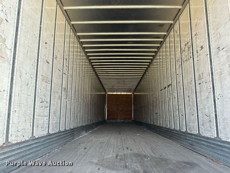 image for item LH9309 2009 Utility  4000D-X dry van trailer