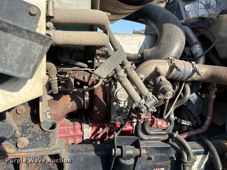 image for item OB9599 2011 Mack CHU613 semi truck