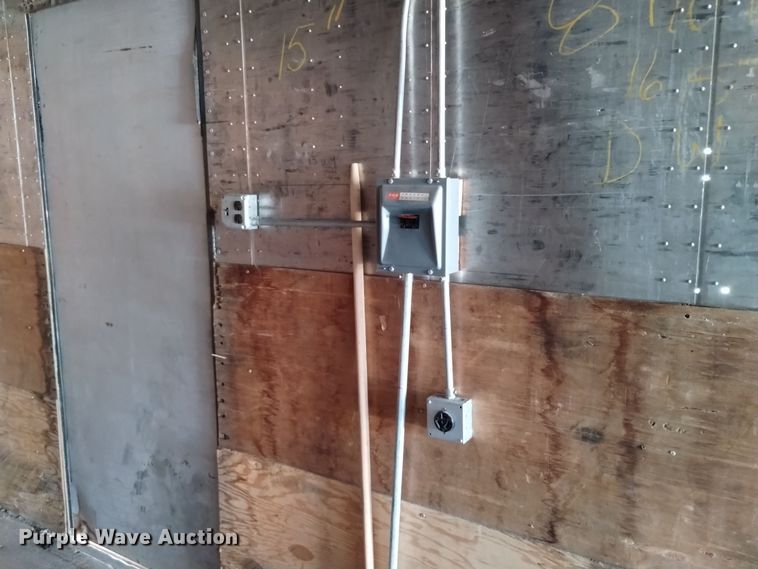 image for item YA0159 1968 Strick dry van trailer