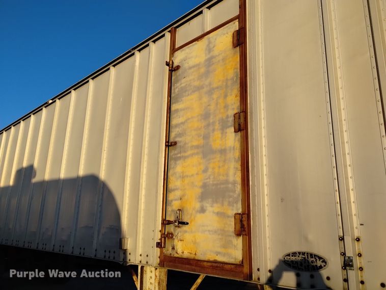 image for item YA0159 1968 Strick dry van trailer