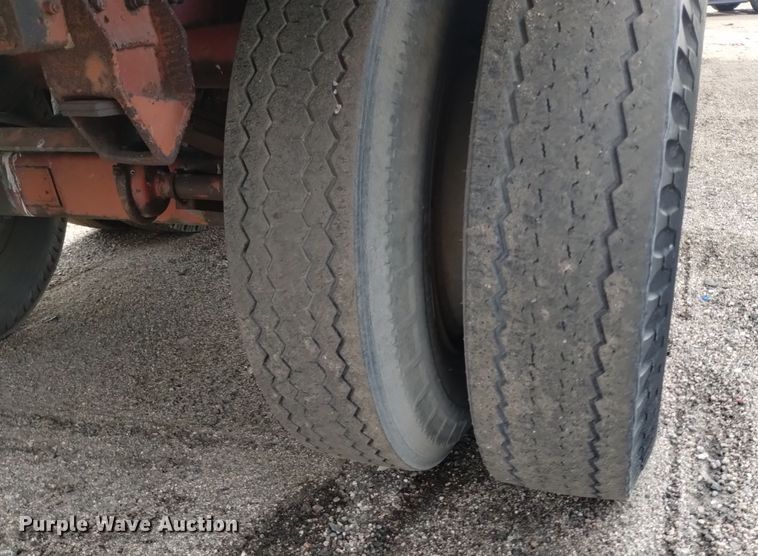 image for item YA0159 1968 Strick dry van trailer