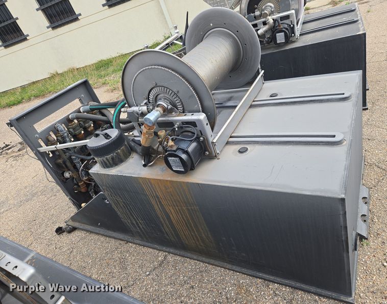 image for item EO0650 Defender brush fire skid