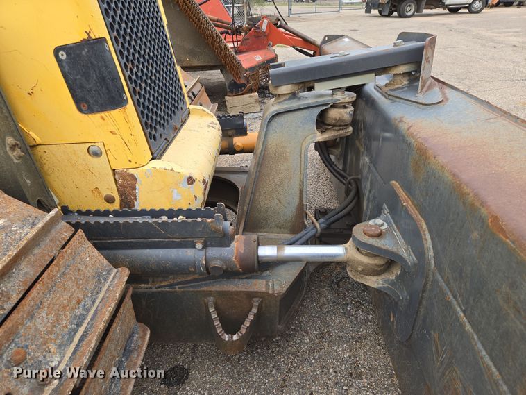 image for item EO0652 2007 New Holland D95 LGP dozer