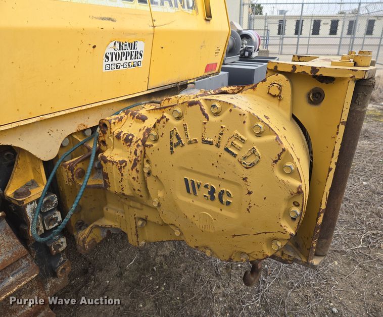 image for item EO0652 2007 New Holland D95 LGP dozer