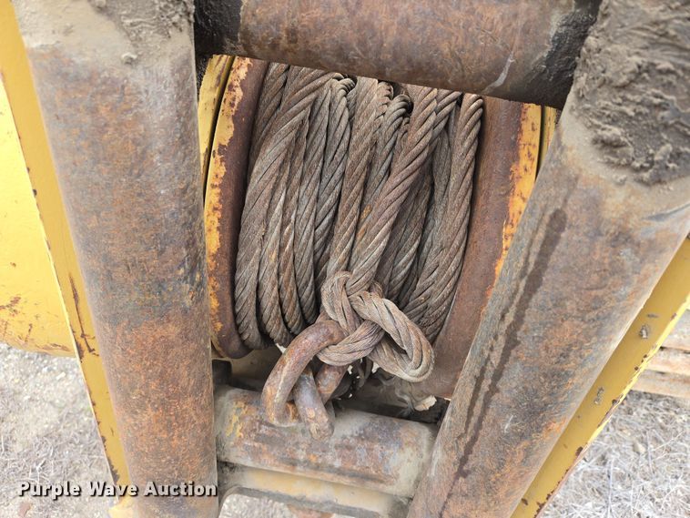 image for item EO0652 2007 New Holland D95 LGP dozer