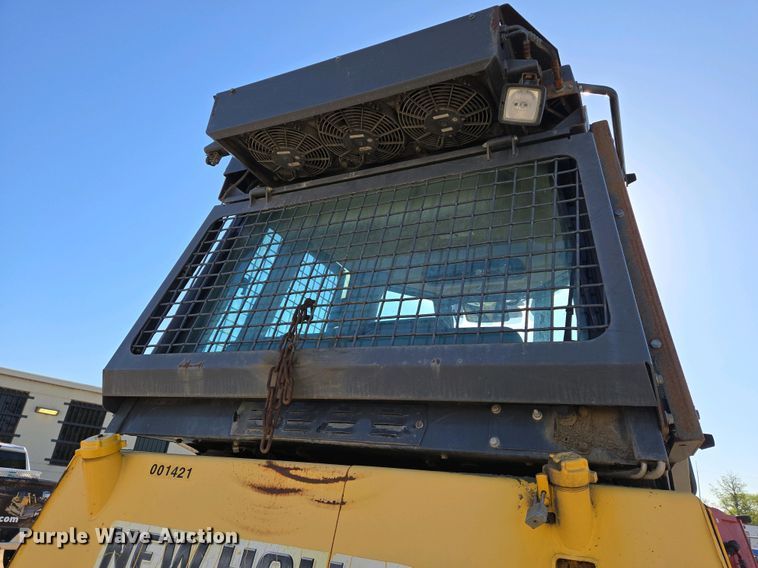 image for item EO0652 2007 New Holland D95 LGP dozer