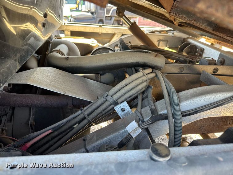 image for item EO0654 2008 Bobcat 2300 utility vehicle