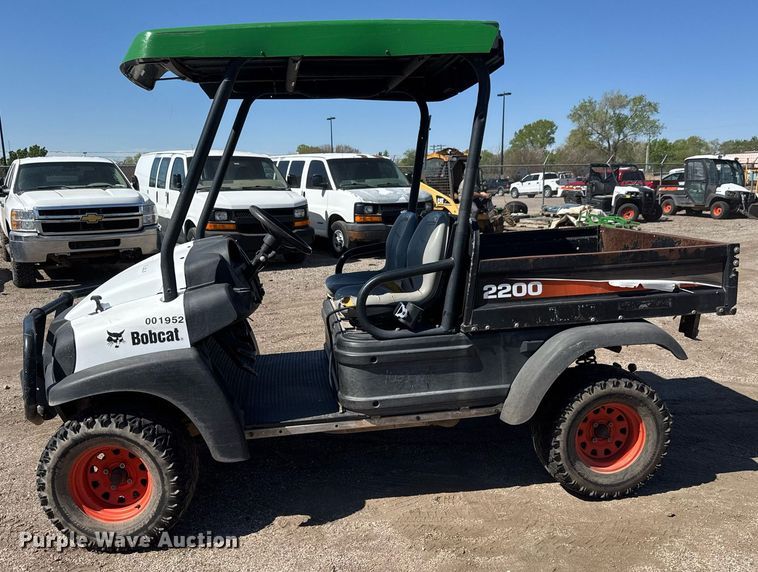 image for item EO0655 2009 Bobcat 2200 utility vehicle