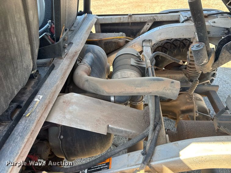 image for item EO0655 2009 Bobcat 2200 utility vehicle