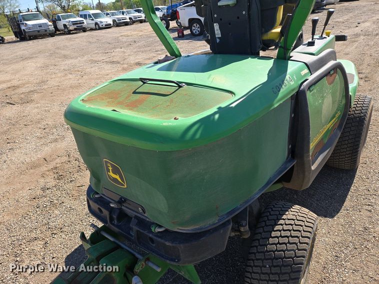 image for item EO0657 John Deere 1445 Series II lawn mower