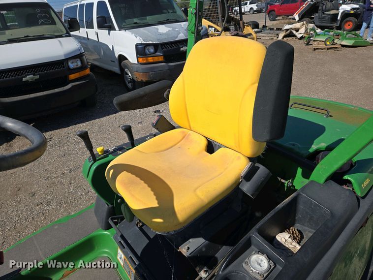 image for item EO0657 John Deere 1445 Series II lawn mower