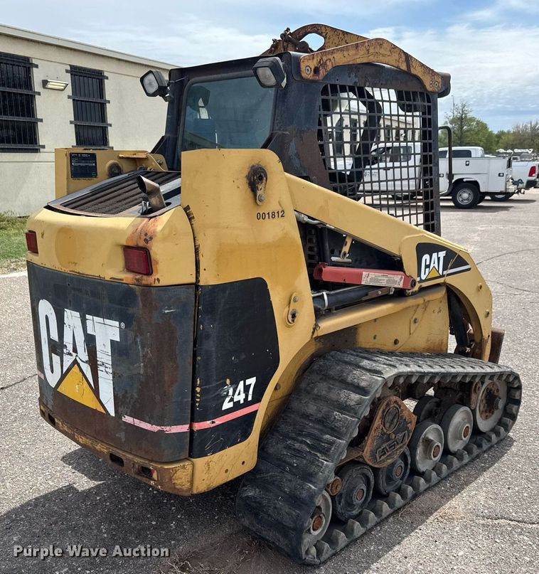 image for item EO0658 2002 Caterpillar 247 tracked skid steer loader