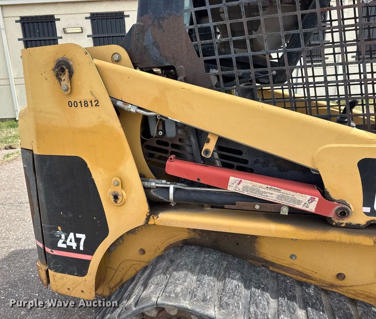 image for item EO0658 2002 Caterpillar 247 tracked skid steer loader