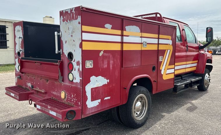 image for item EO0664 2009 Chevrolet C5500 Crew Cab utility / service truck