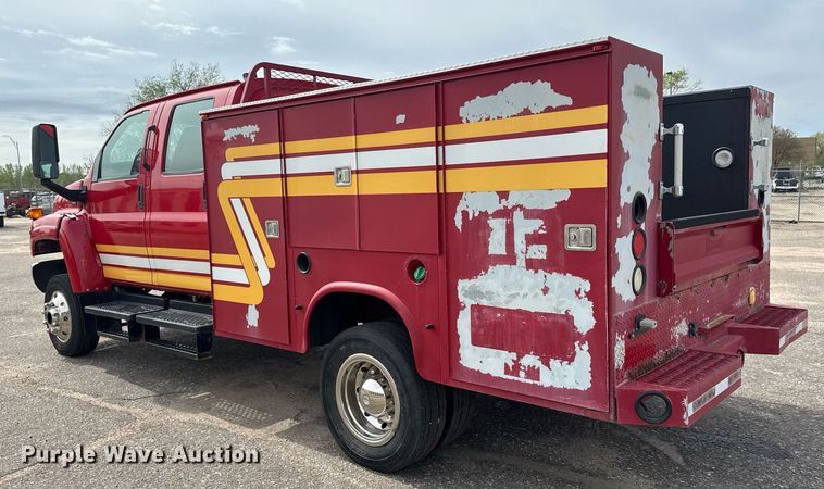 image for item EO0664 2009 Chevrolet C5500 Crew Cab utility / service truck