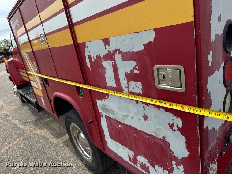 image for item EO0664 2009 Chevrolet C5500 Crew Cab utility / service truck