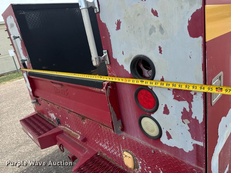 image for item EO0664 2009 Chevrolet C5500 Crew Cab utility / service truck