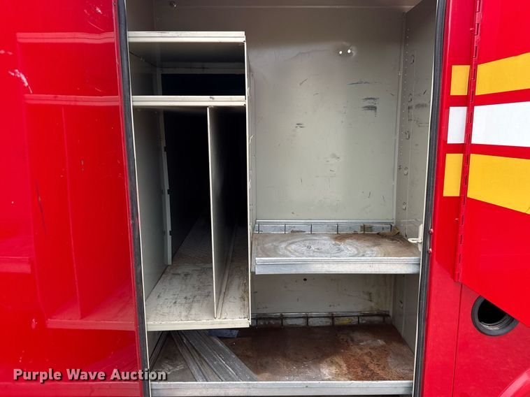 image for item EO0665 2009 Chevrolet C5500 Crew Cab utility / service truck